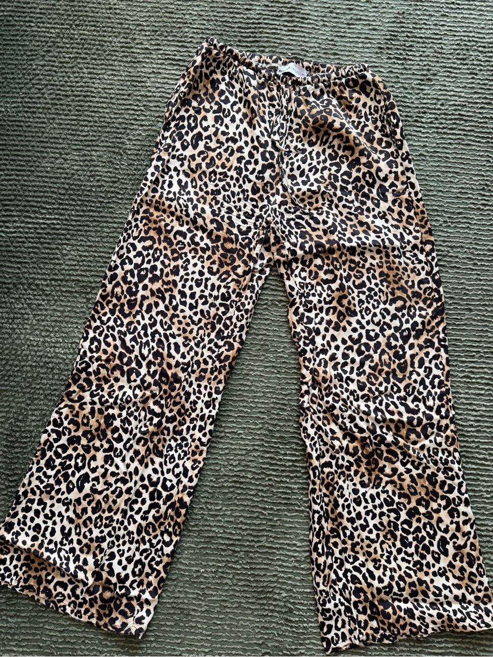 Bershka Leopard Print Wide Leg Pants XS